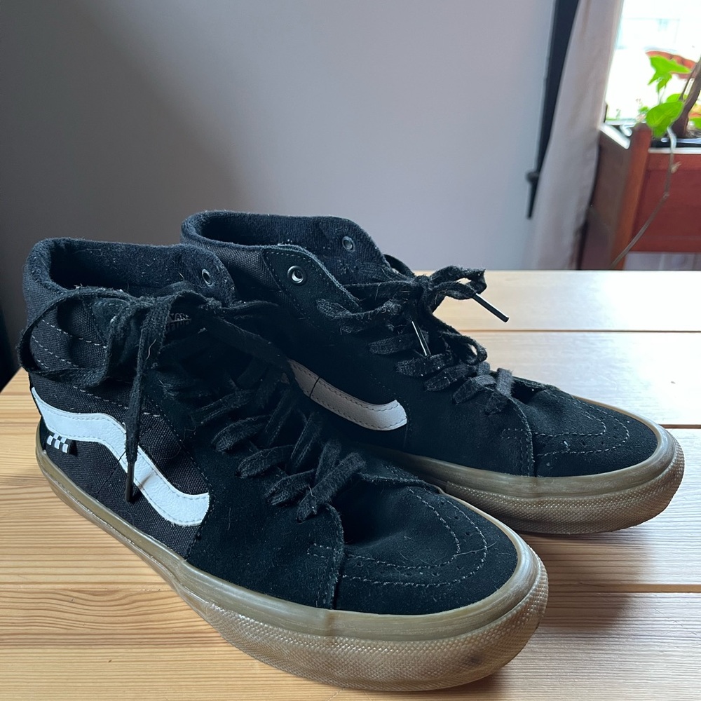 Vans High-Tops Black & White